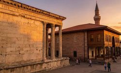 Başkentin Manevi Muhafızı ve Gönüllerin Sultanı: Hacı Bayram Veli Camii