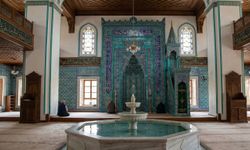 Osmanlı'nın Yeniden Doğuşu ve Çininin Şiiri: Bursa Yeşil Cami