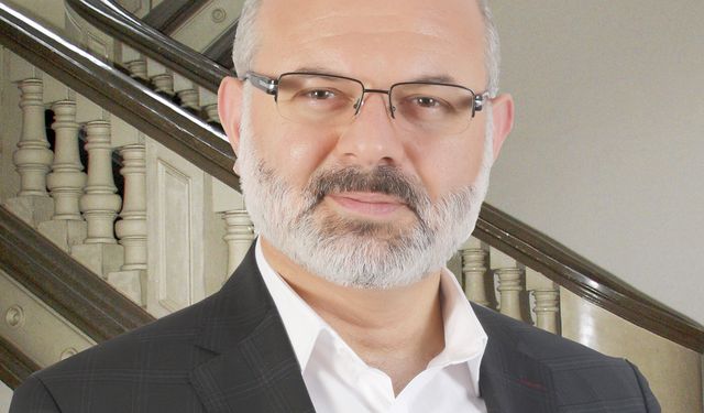Hikmetin İzinde Bir Roman Yolculuğu: Serdar Üstündağ ile Röportaj