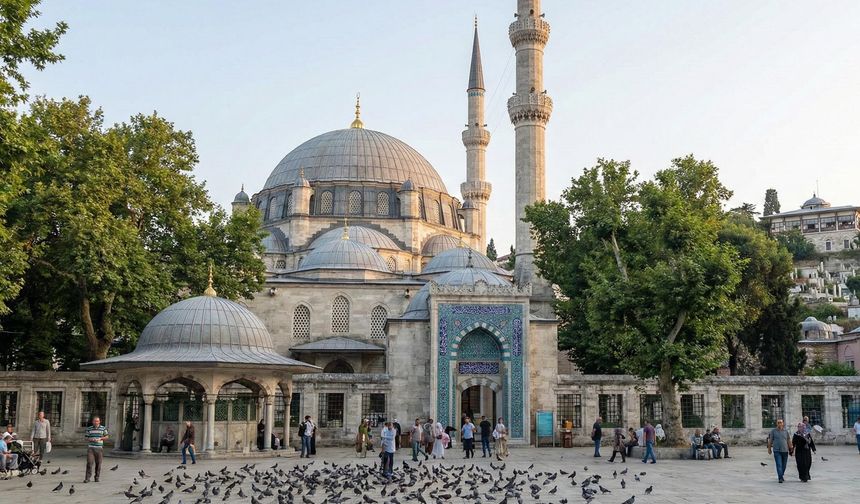 İstanbul'un Manevi Kalbi: Eyüp Sultan Camii